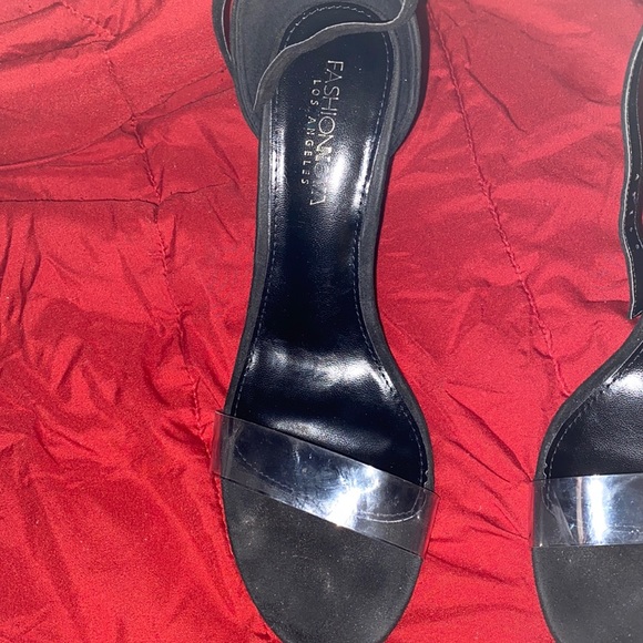 Fashion Nova Sandal wedged heels - Picture 4 of 5